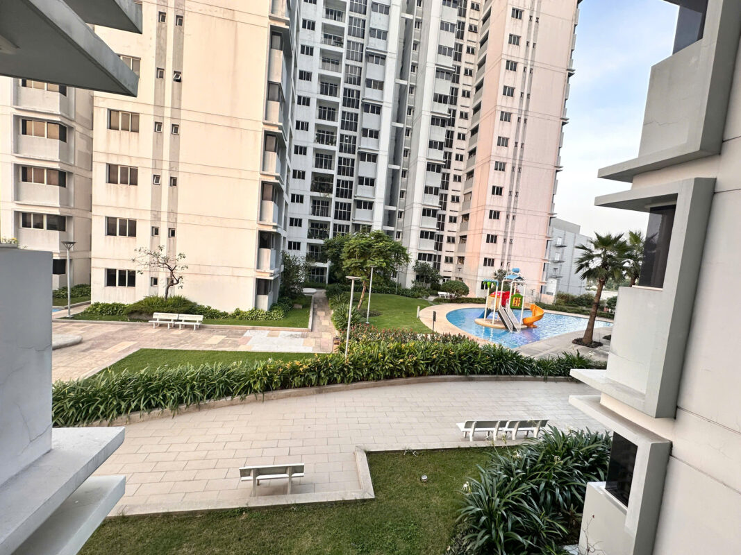 Cho thuê chung cư The Habitat B1-3A-01 căn góc view hồ bơi 78m2