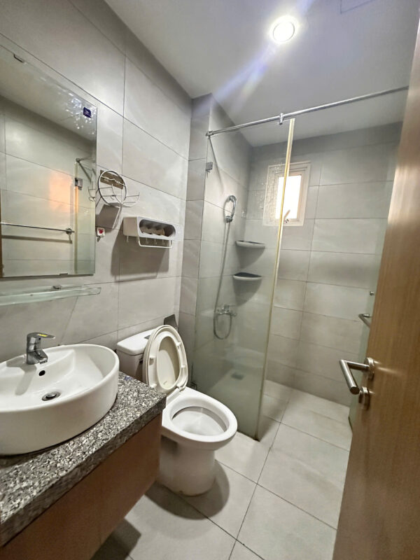 Cho thuê chung cư The Habitat B1-3A-01 căn góc view hồ bơi 78m2